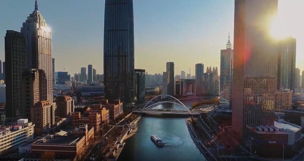“劳动最美丽”国际足联世界杯劳动教育微视频《我是小小小工匠》